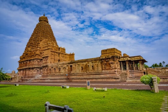 Shalini Cabs and Tempo Travellers - Tanjore Tour Package