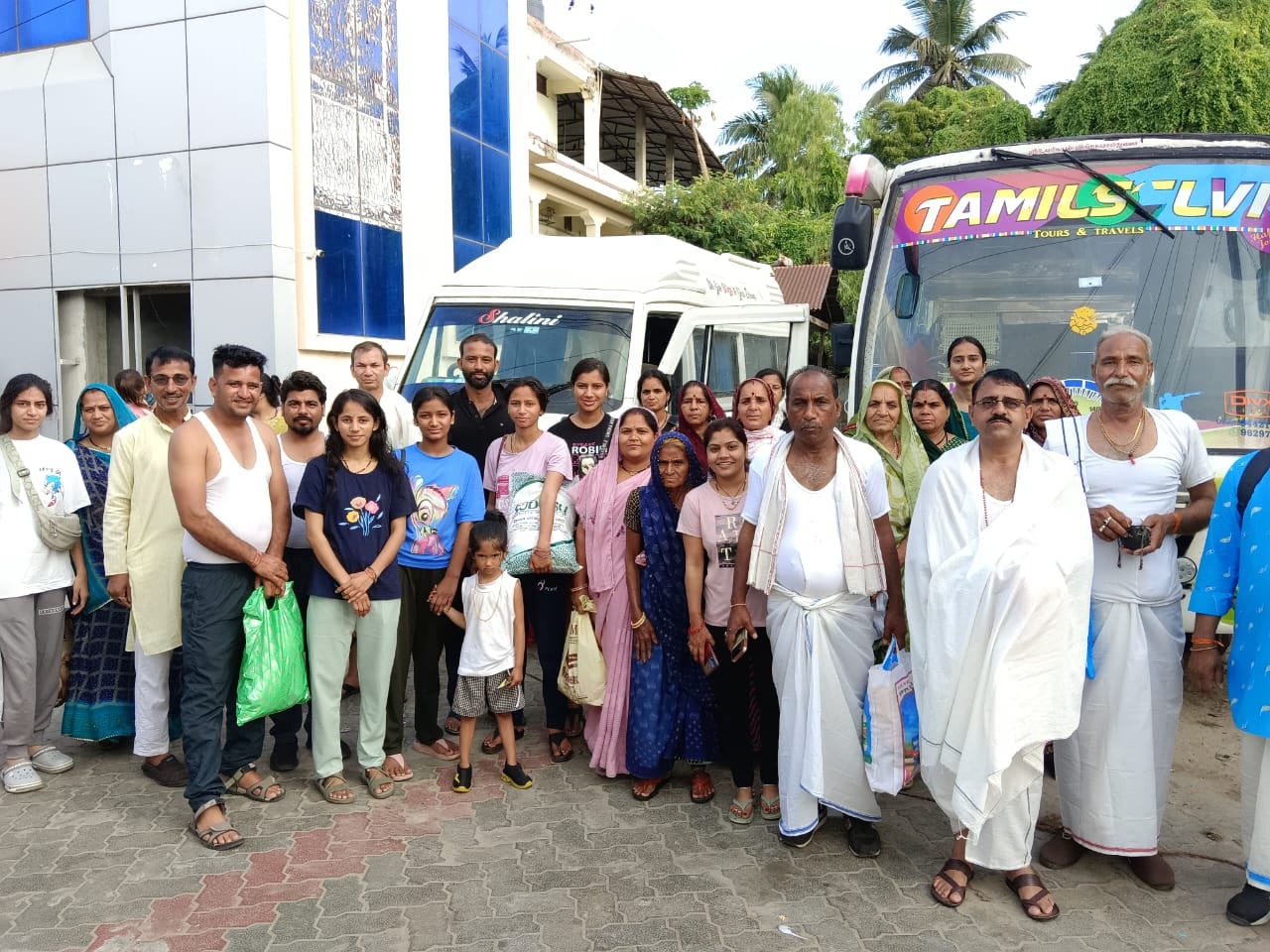Shalini Cabs and Tempo Travellers - Kanyakumari Tour Package